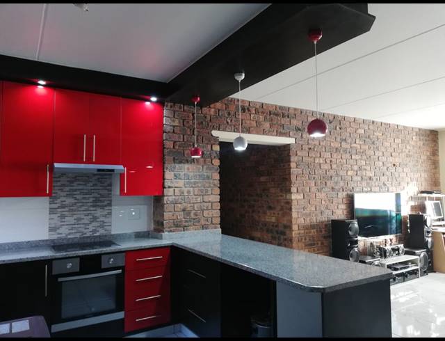 3 BEDROOM SECTIONAL TITLE FOR SALE IN NOORDRAND